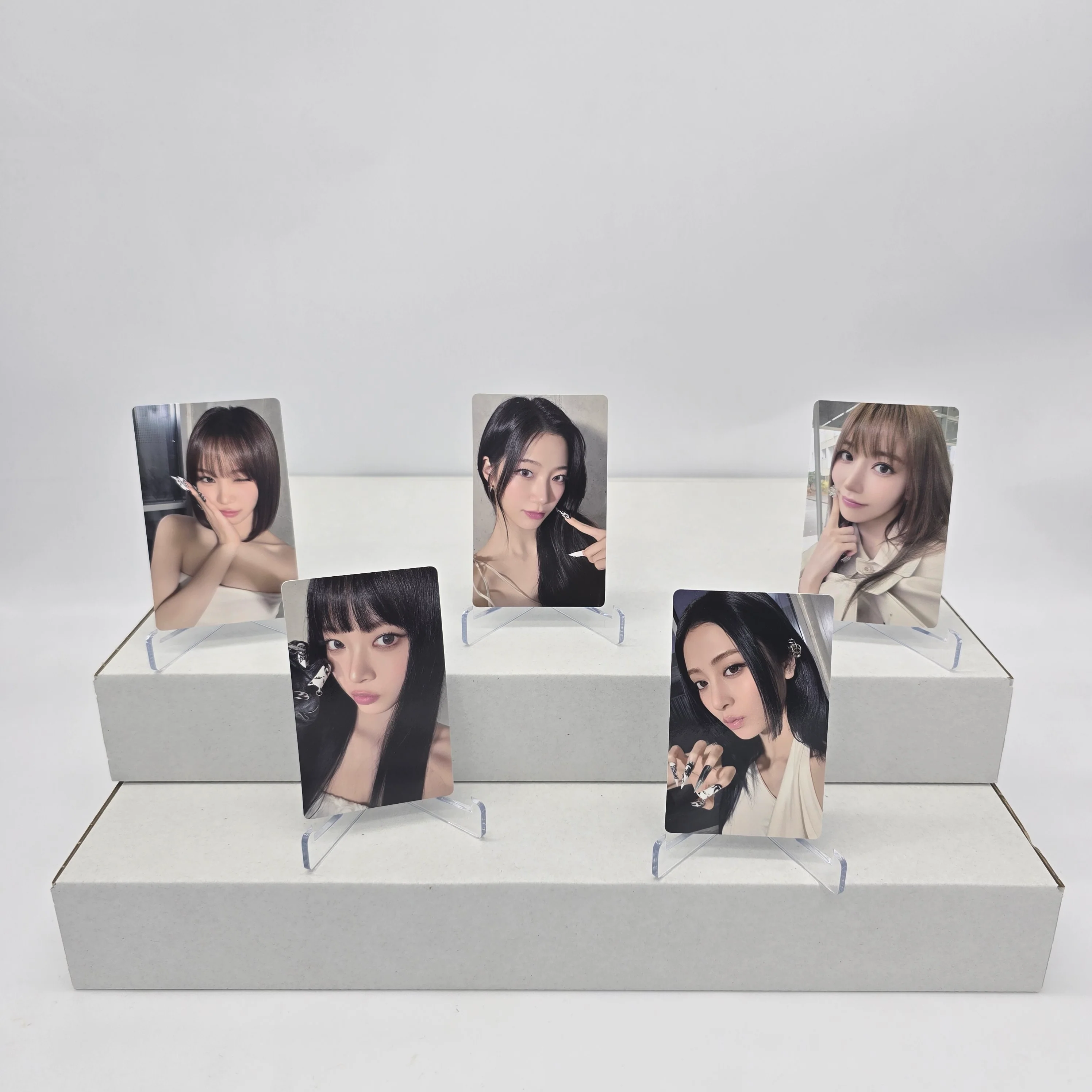 LE SSERAFIM - HOT - WEVERSE SHOP POB PHOTOCARD