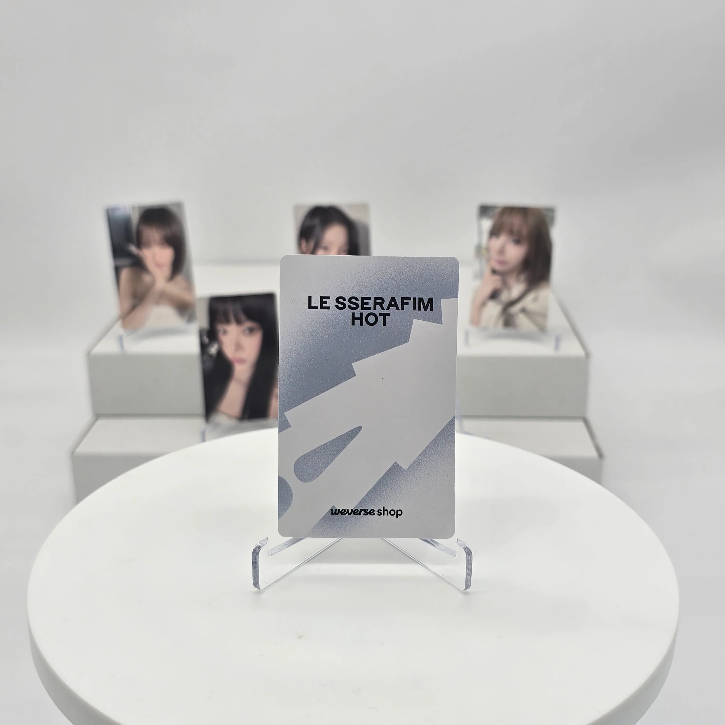 LE SSERAFIM - HOT - WEVERSE SHOP POB PHOTOCARD - Image 2