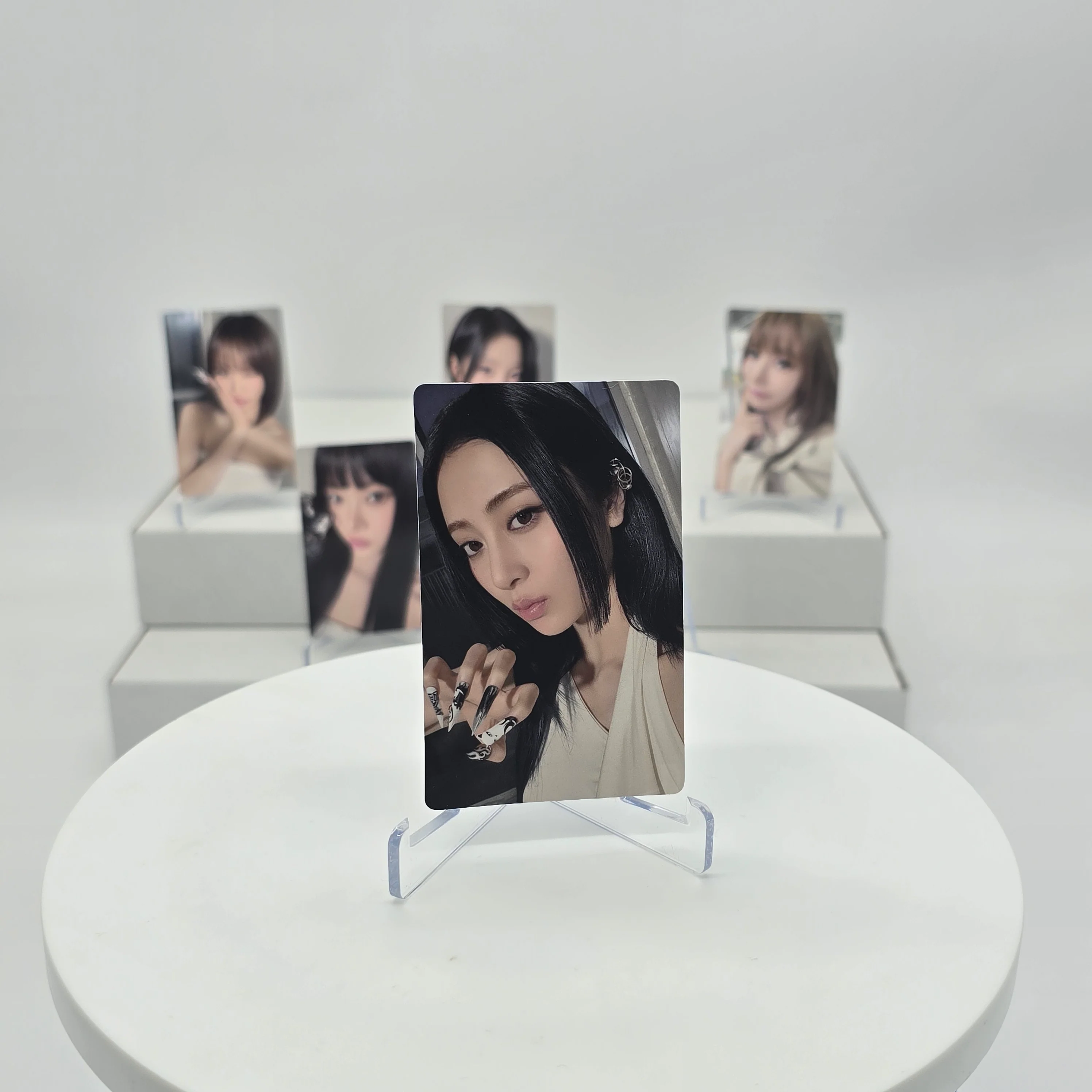 LE SSERAFIM - HOT - WEVERSE SHOP POB PHOTOCARD - Image 5