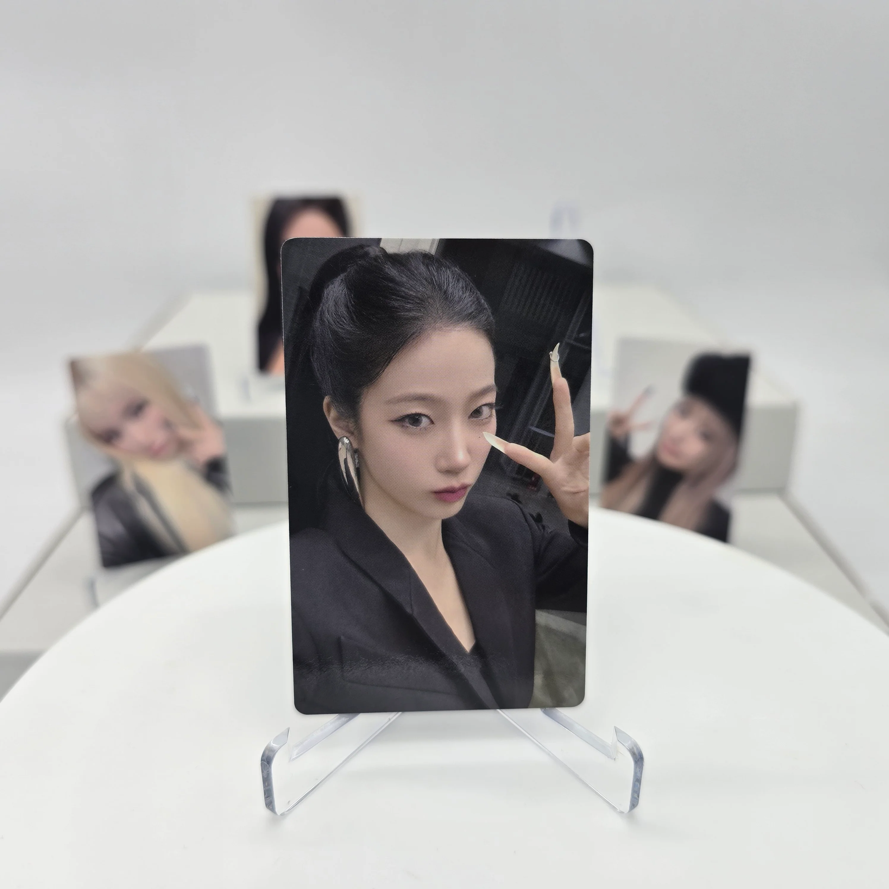 LE SSERAFIM - HOT - WEVERSE POB PHOTOCARD - Image 6