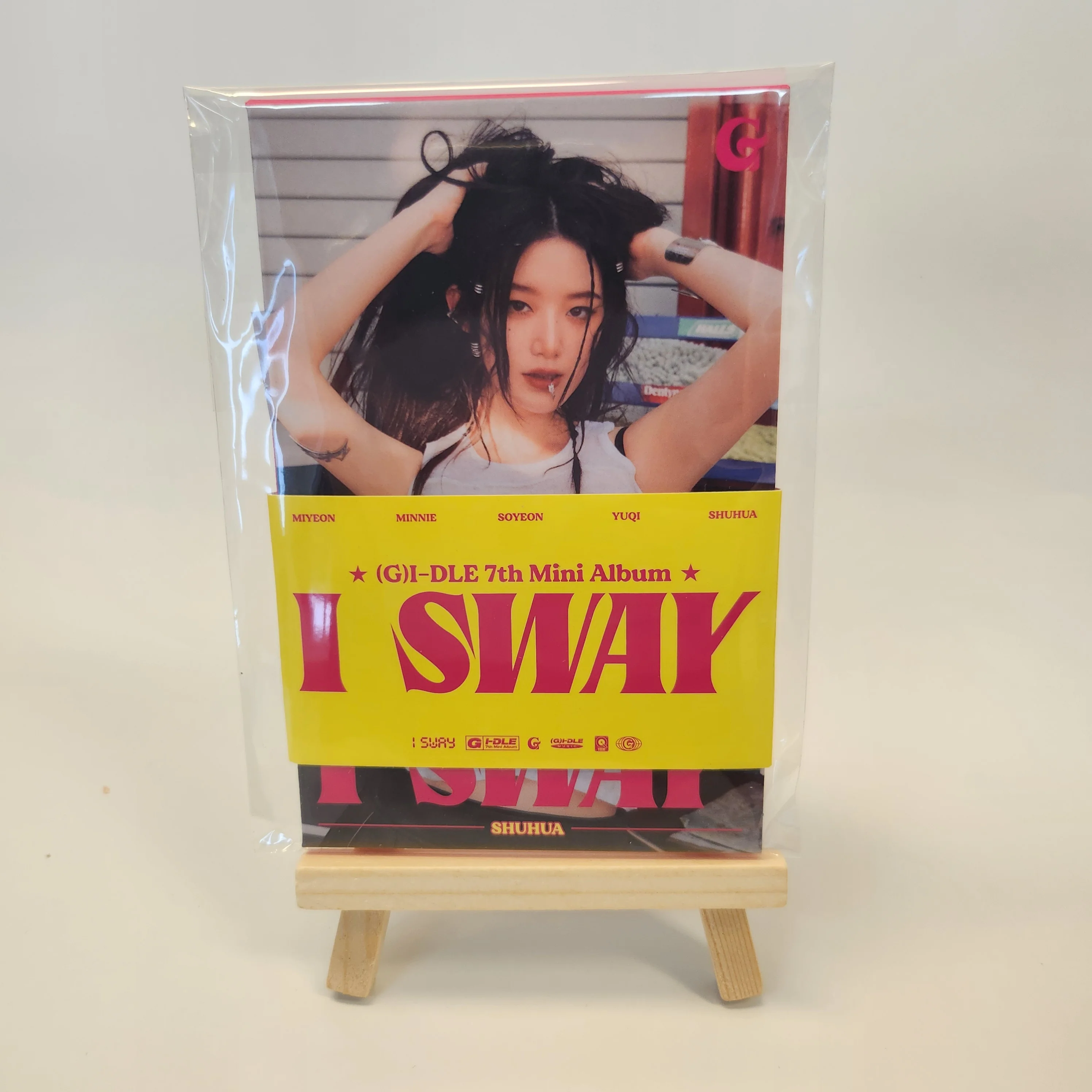 (G)I-DLE - I SWAY (POCA ALBUM VER.) [7TH MINI ALBUM] - Image 7