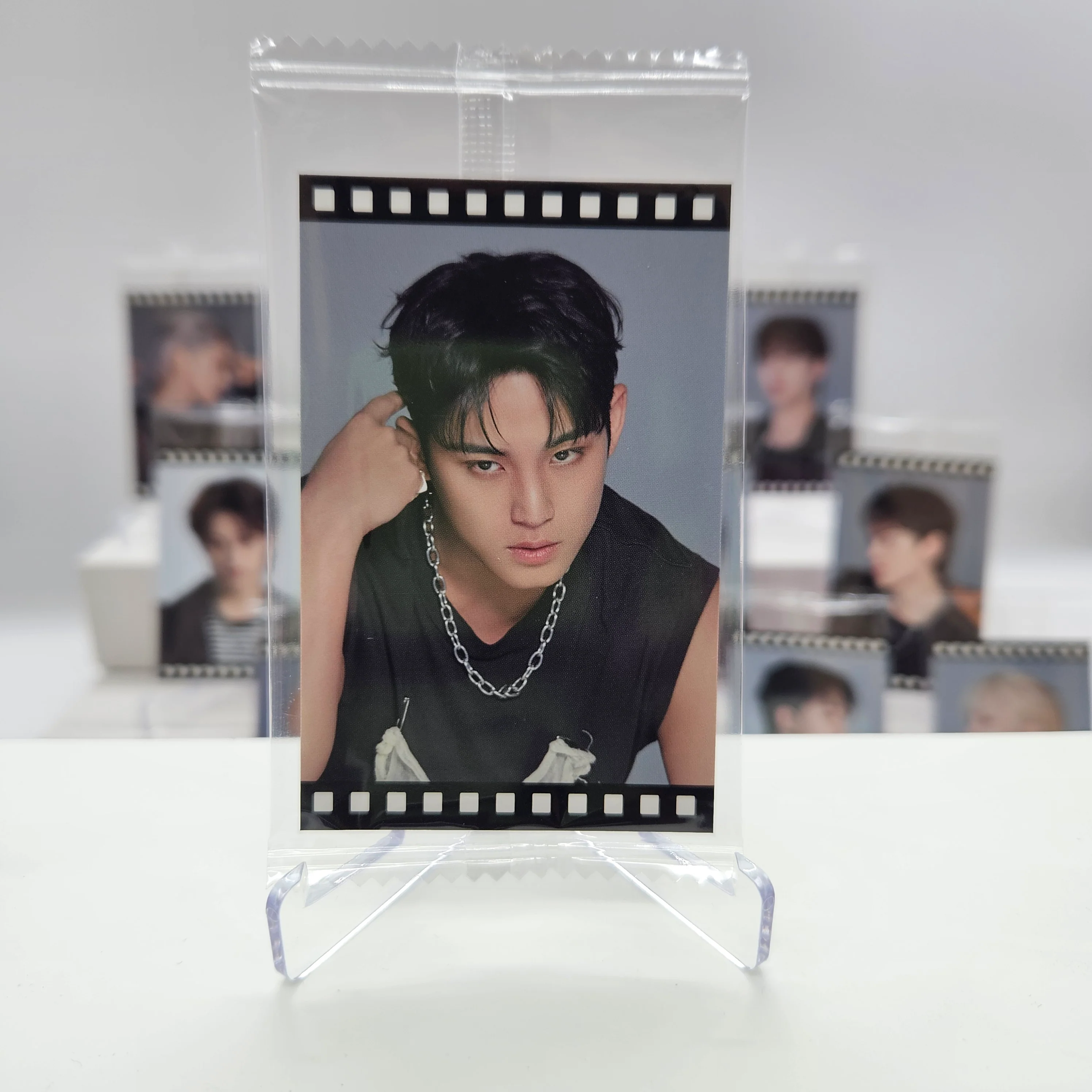 SEVENTEEN - SPILL THE FEELS - KTOWN4U POB Film Photocard - Image 4