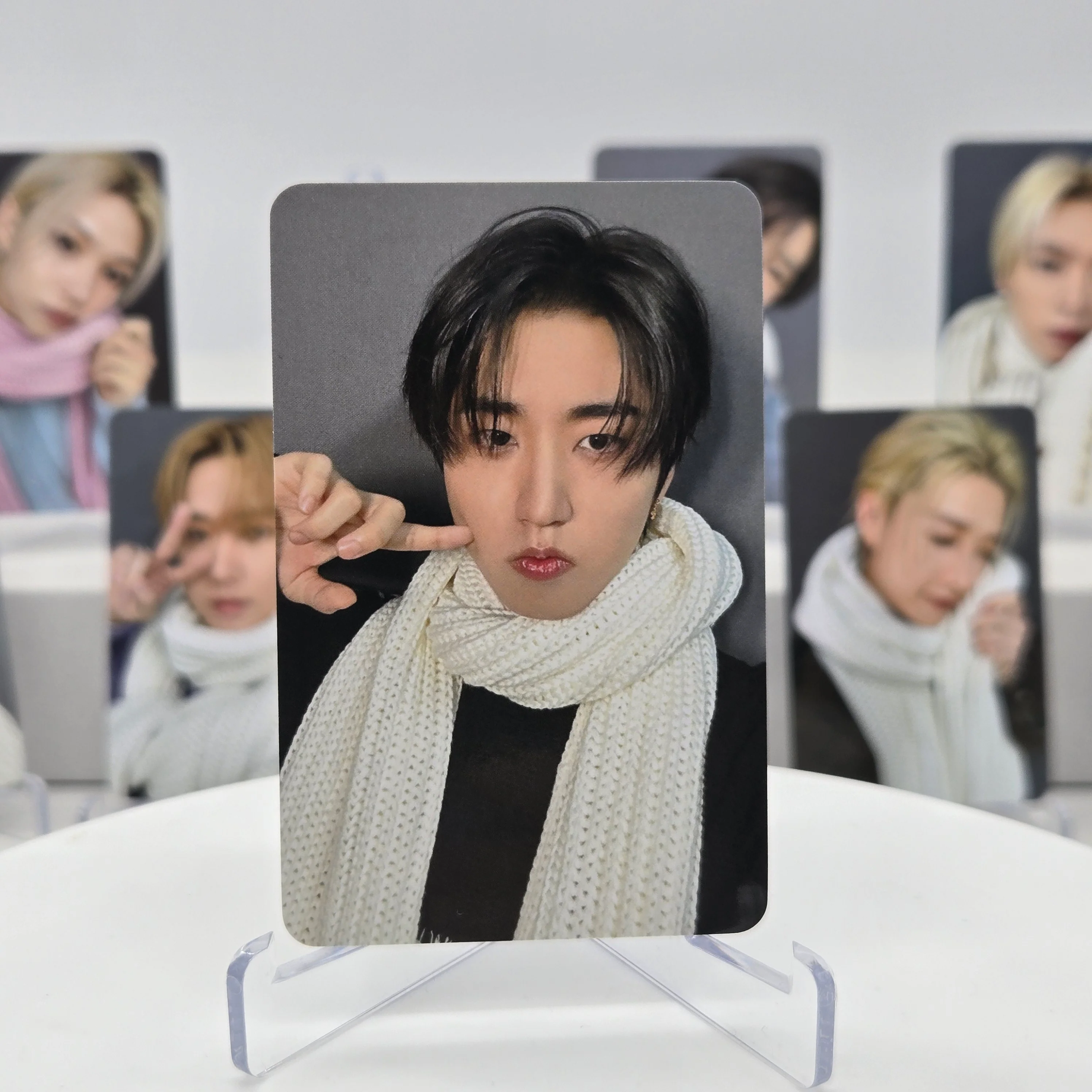 STRAY KIDS - DO IT POP-UP OFFICIAL MD - (SCARF VER.) - POB PHOTOCARD - Image 3