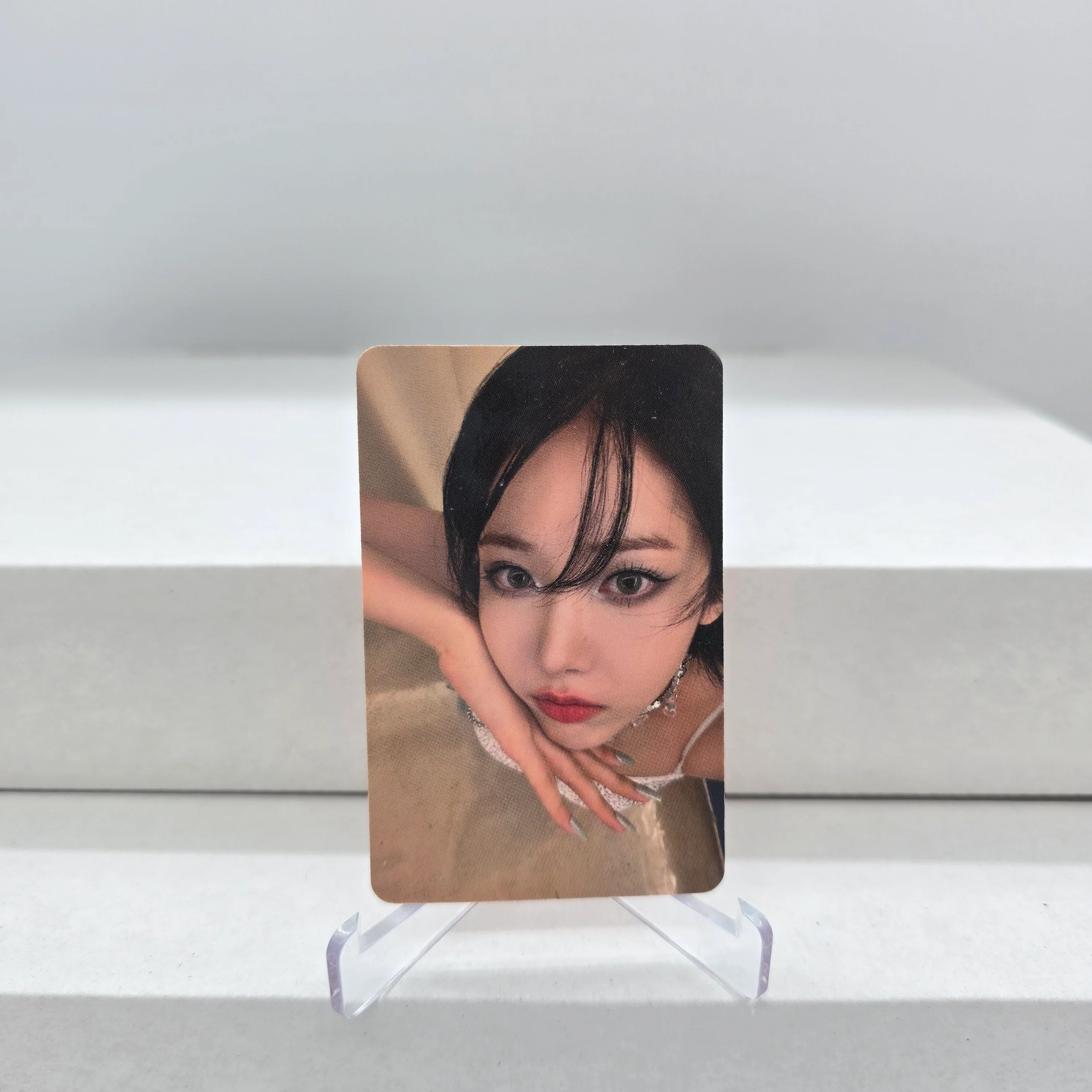 VIVIZ - VOYAGE - APPLE MUSIC POB PHOTOCARD - Image 5